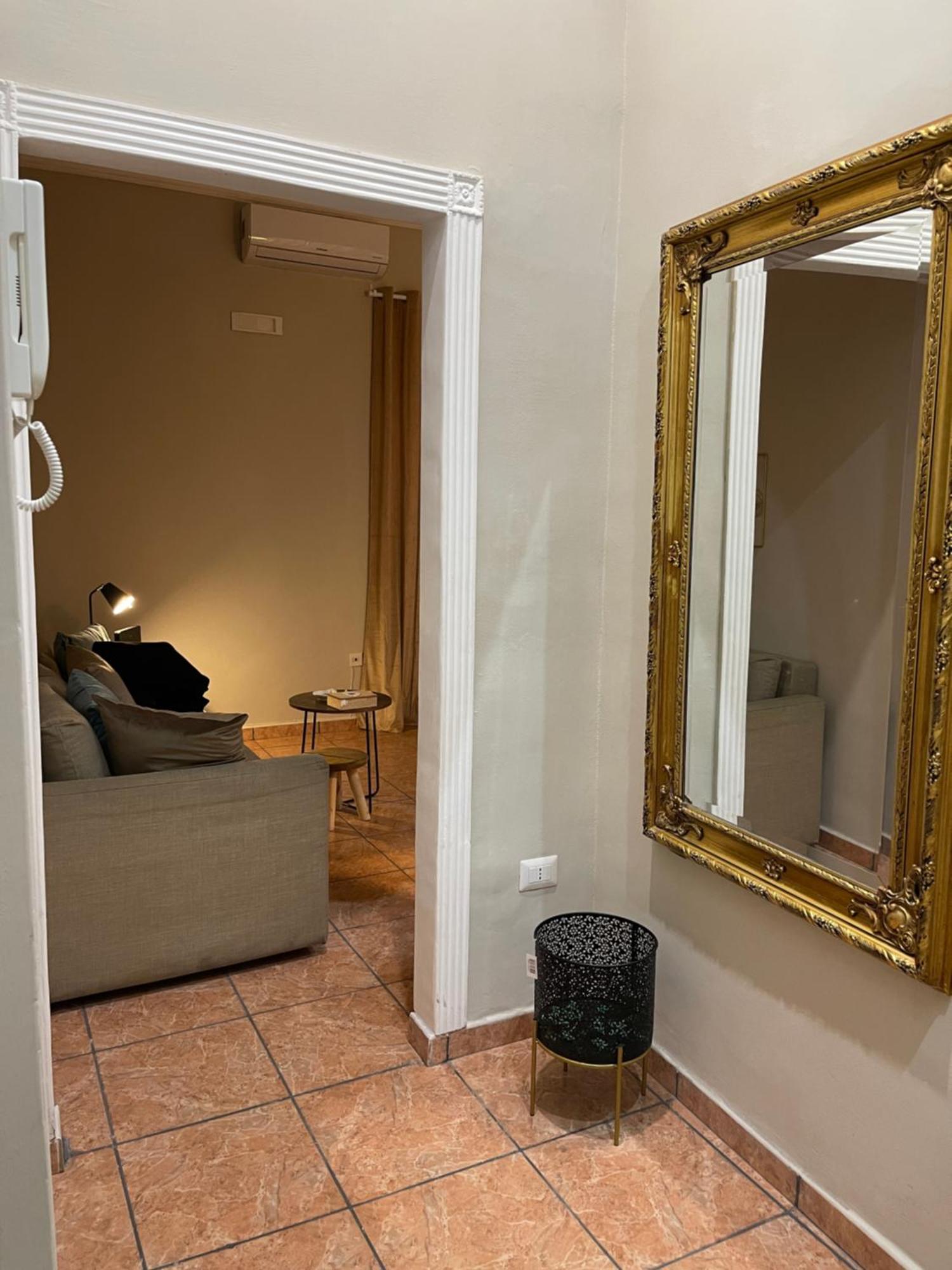 Casa Angelica Apartment Наполи Екстериор снимка