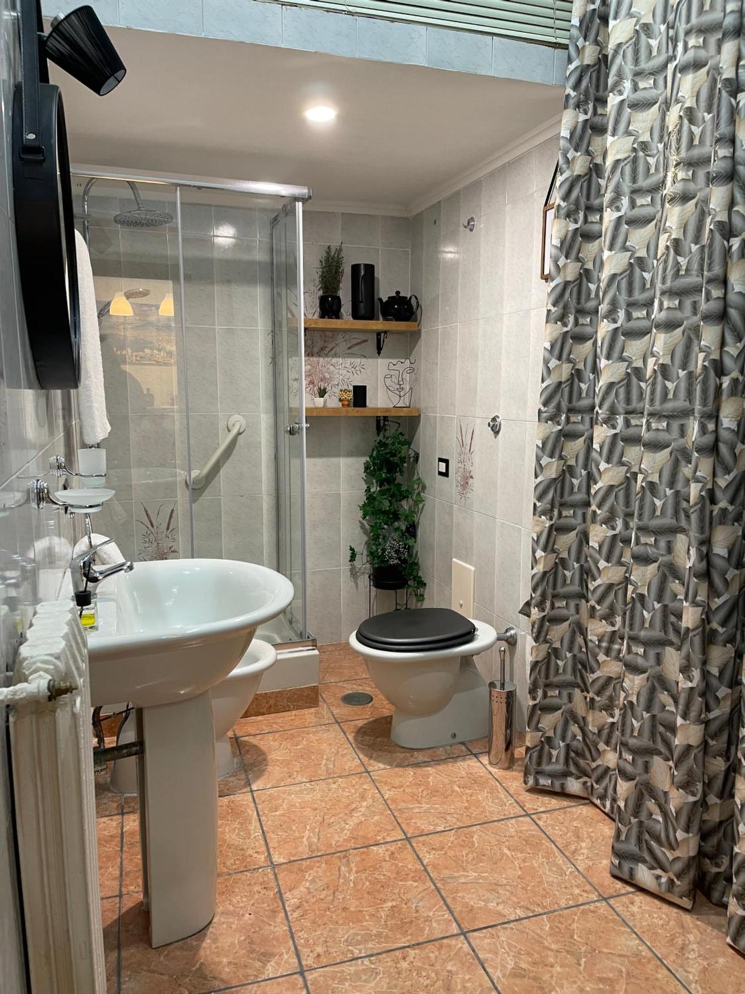 Casa Angelica Apartment Наполи Екстериор снимка